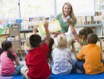 teacher reading children a story