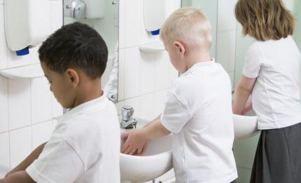 children washing their hands